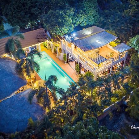 バーンポン ロッジ San Kamphaeng エクステリア 写真